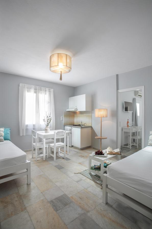 Ippokampos Town Apartments Naxos City Exterior photo