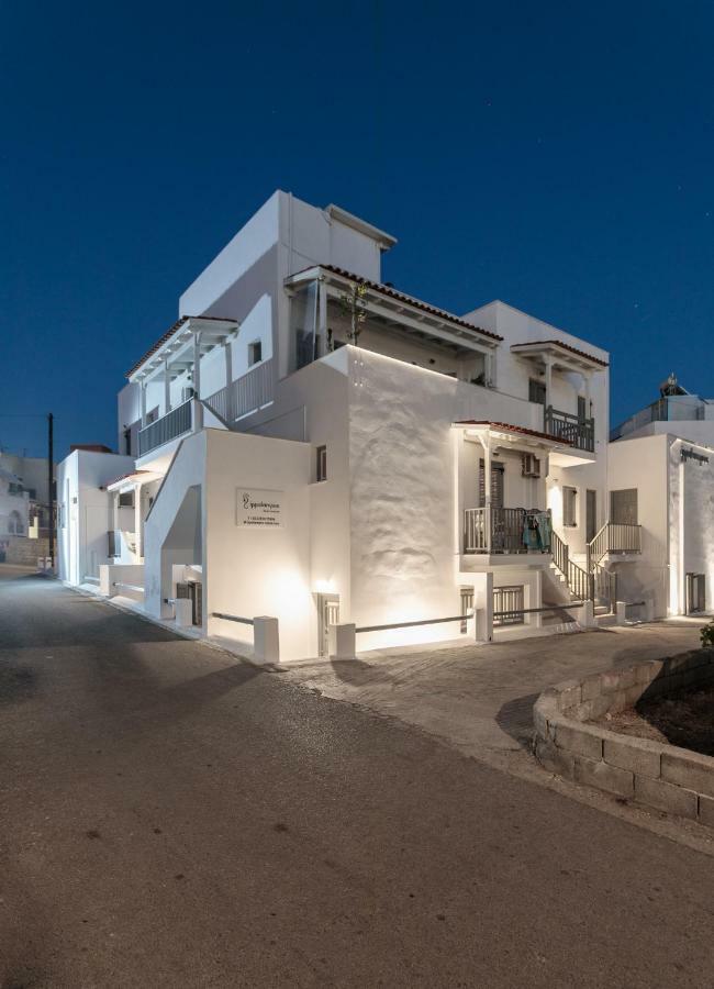 Ippokampos Town Apartments Naxos City Exterior photo