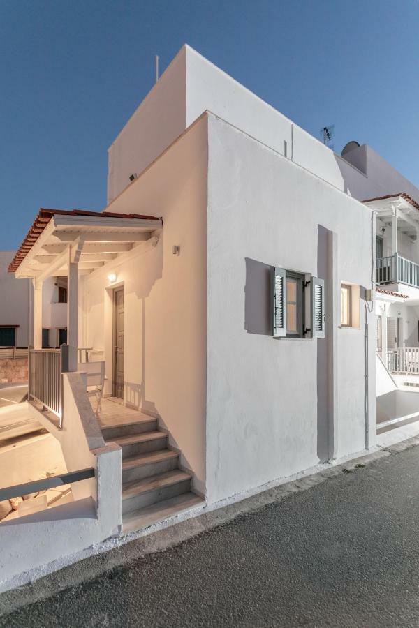 Ippokampos Town Apartments Naxos City Exterior photo